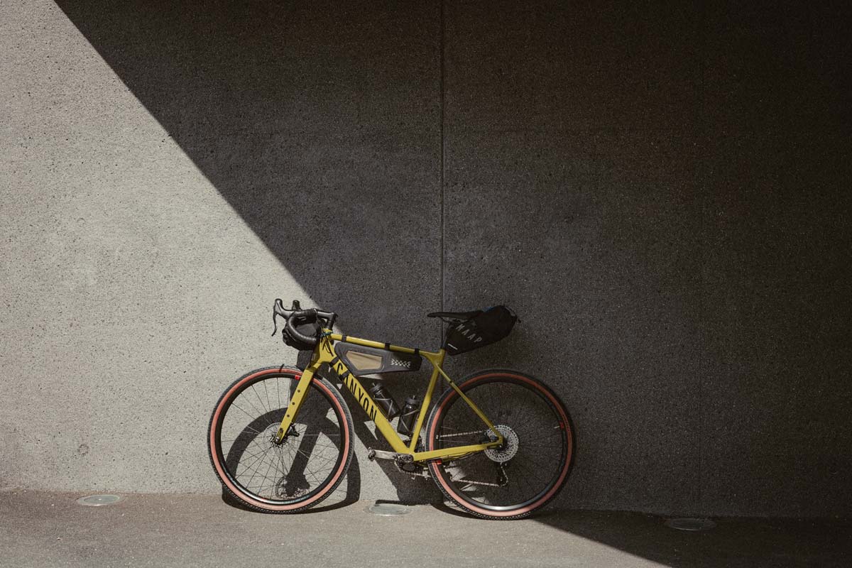 MAAP x Apidura Handlebar Pack