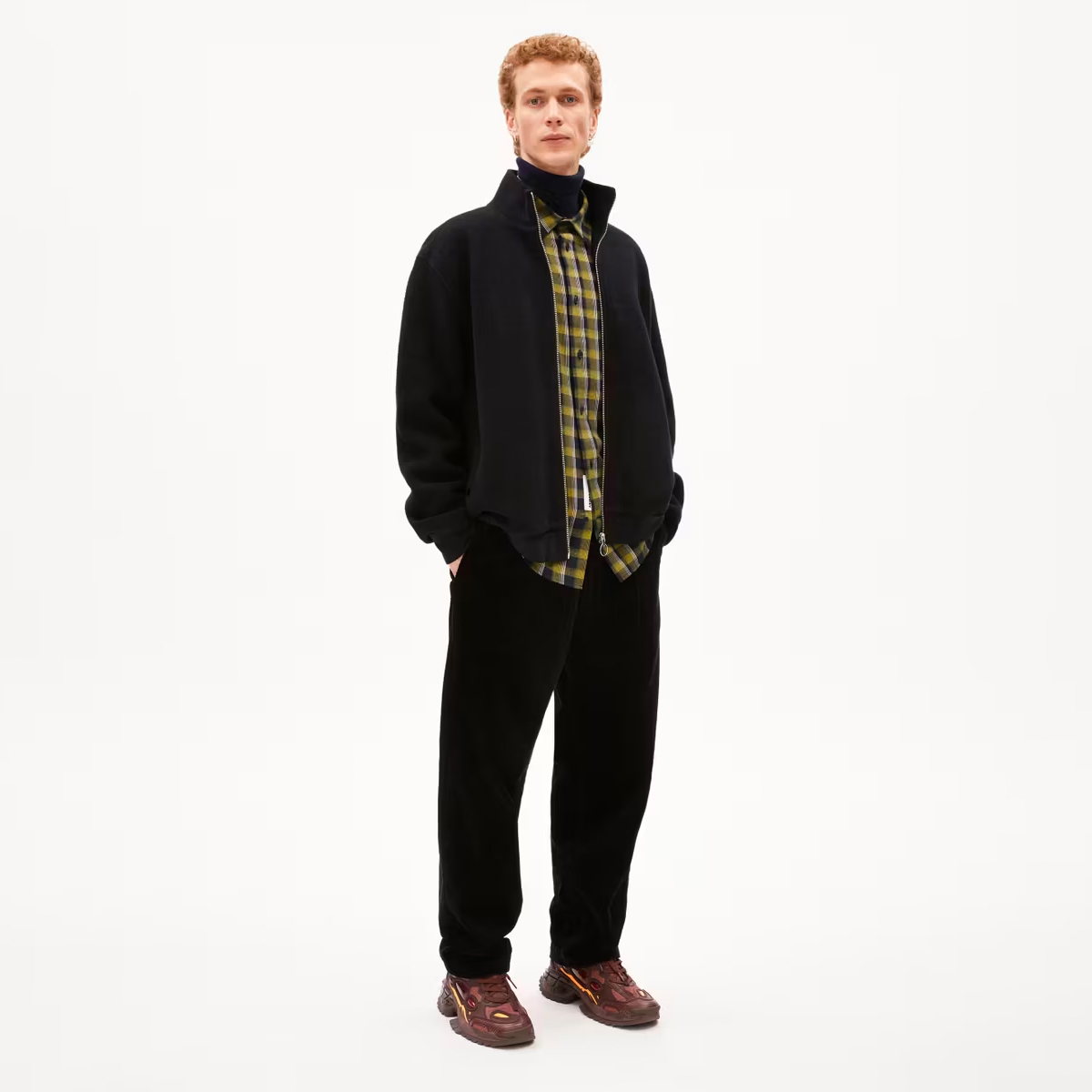 ARMEDANGELS Bresaa Felpa Fleecejacke Herren ArmedAngels_BRESAA-FELPA-Sweat-Jacke-Men_black_03