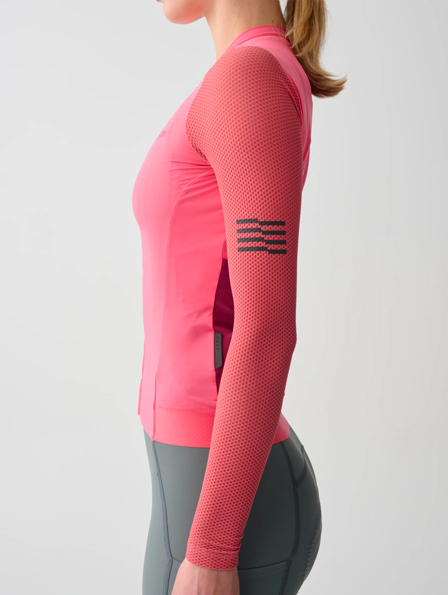MAAP Evade Pro Base 2.0 Langarm Radtrikot Damen Maap_Womens-Evade-Pro-Base-LS-Jersey-2.0_Women_Epic-pink_05