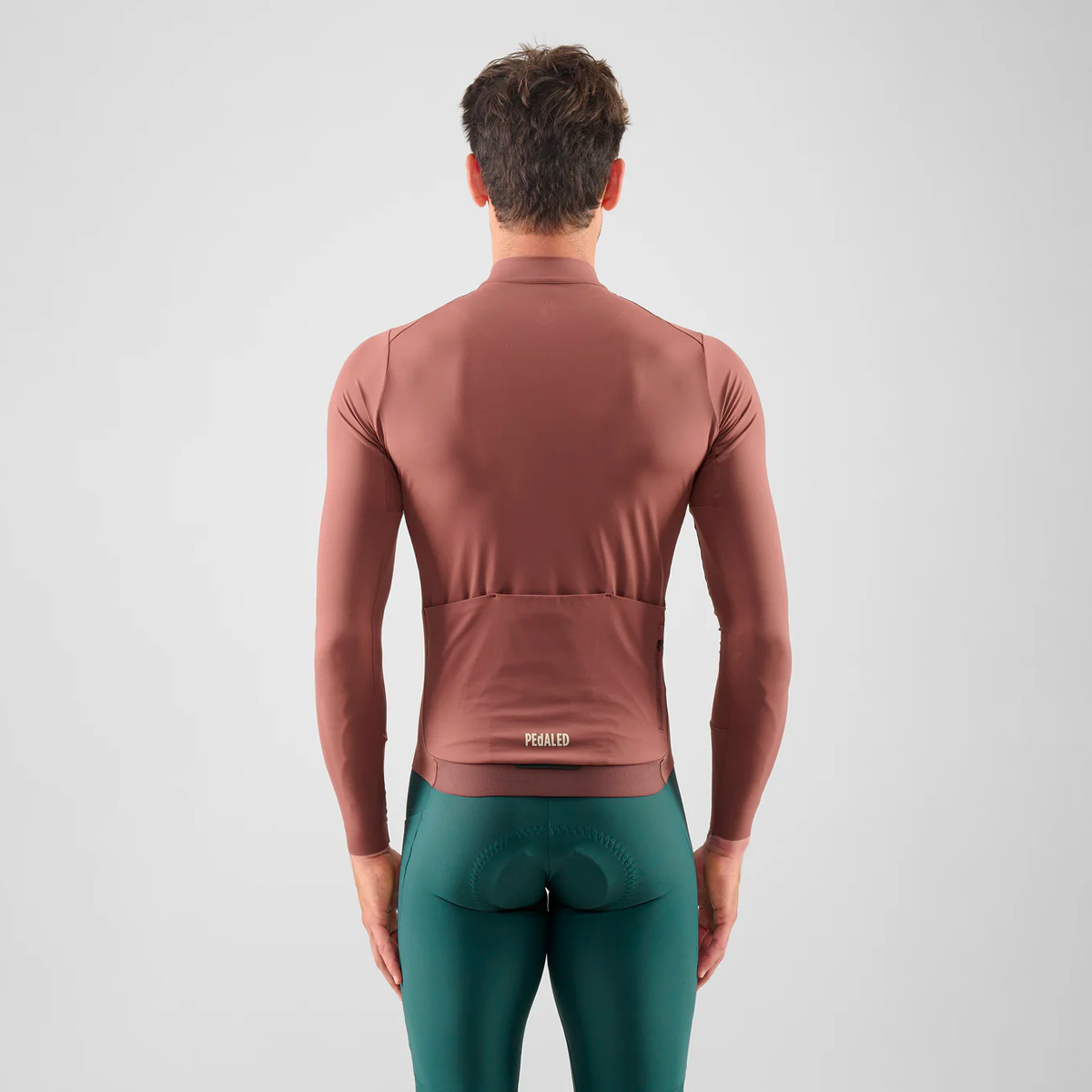 PEdALED Element Langarm Radtrikot Herren Pedaled_Element-Jersey-Men_Raisin-Purple_04, Langarm, Erwachsener, Männlich, Mann, Person