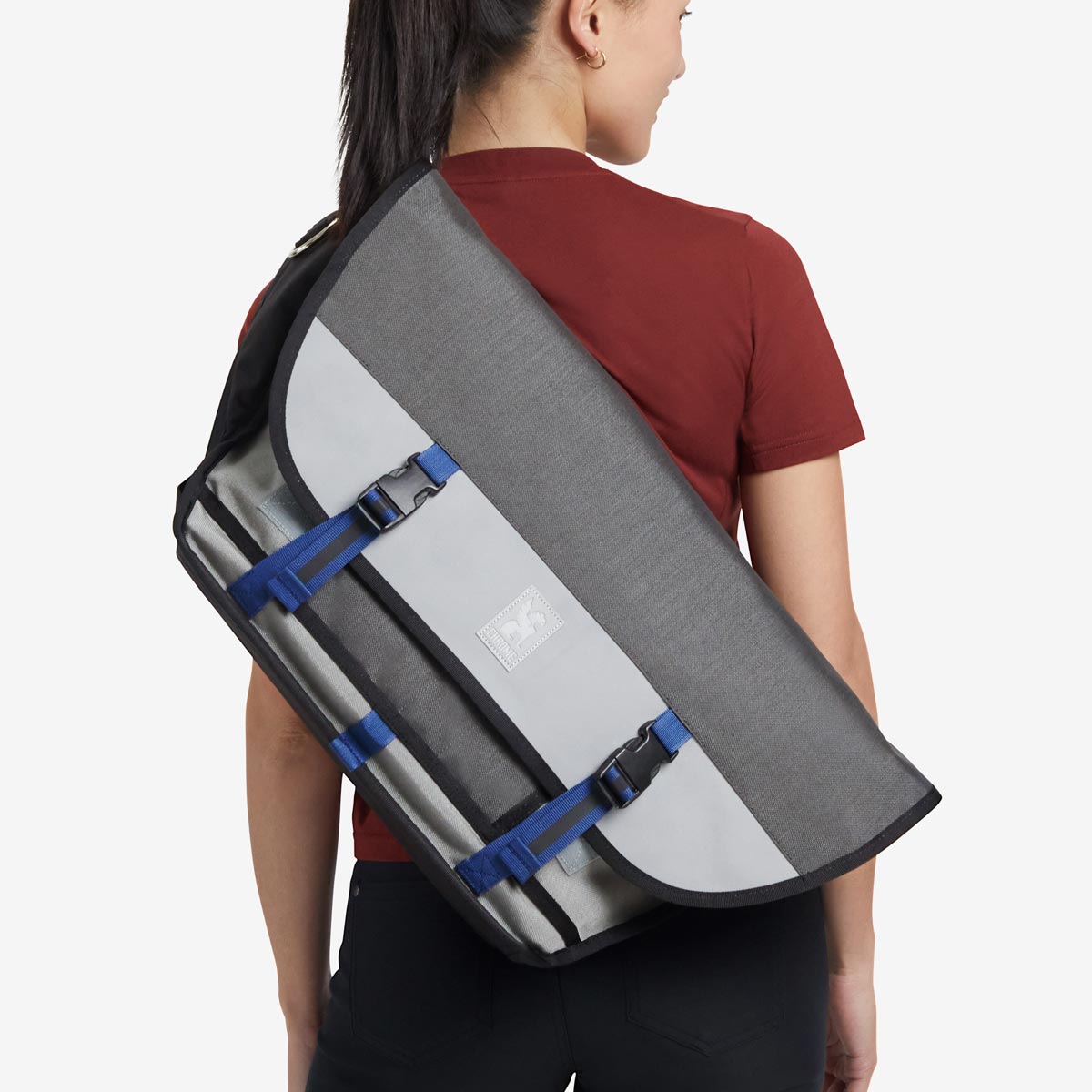 Chrome Industries Citizen Messenger Bag 22 L Umhängetasche Chrome_Industries_BG-002-FG_Citizen_Messenger_Bag-im2