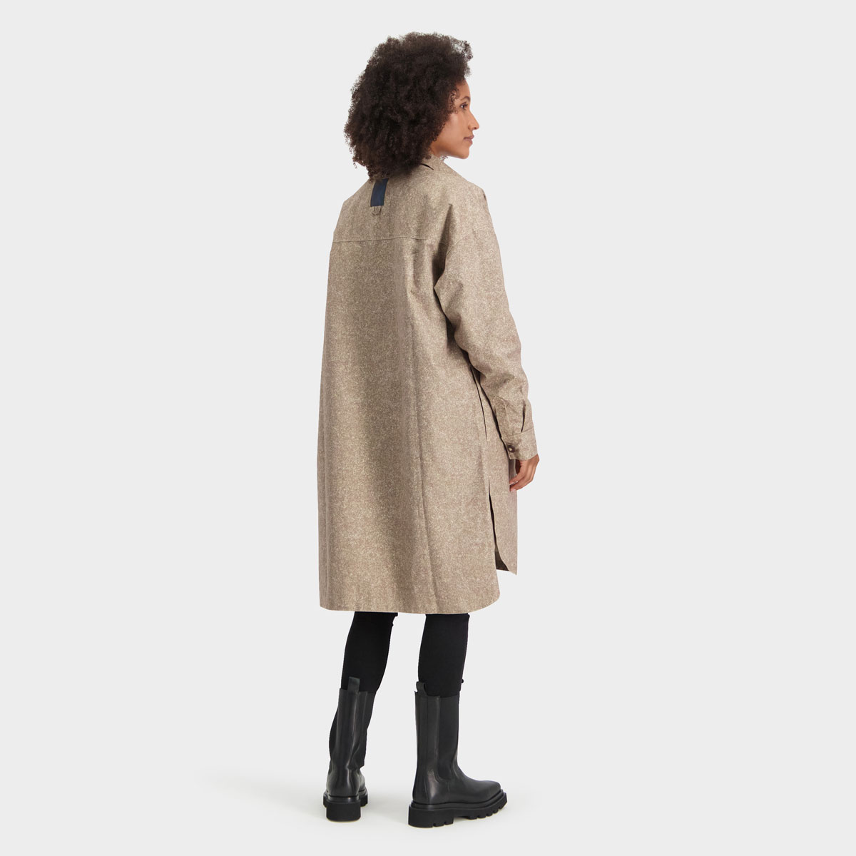 AGU Oversized Regenmantel Damen AGU-43400000-007_model_02