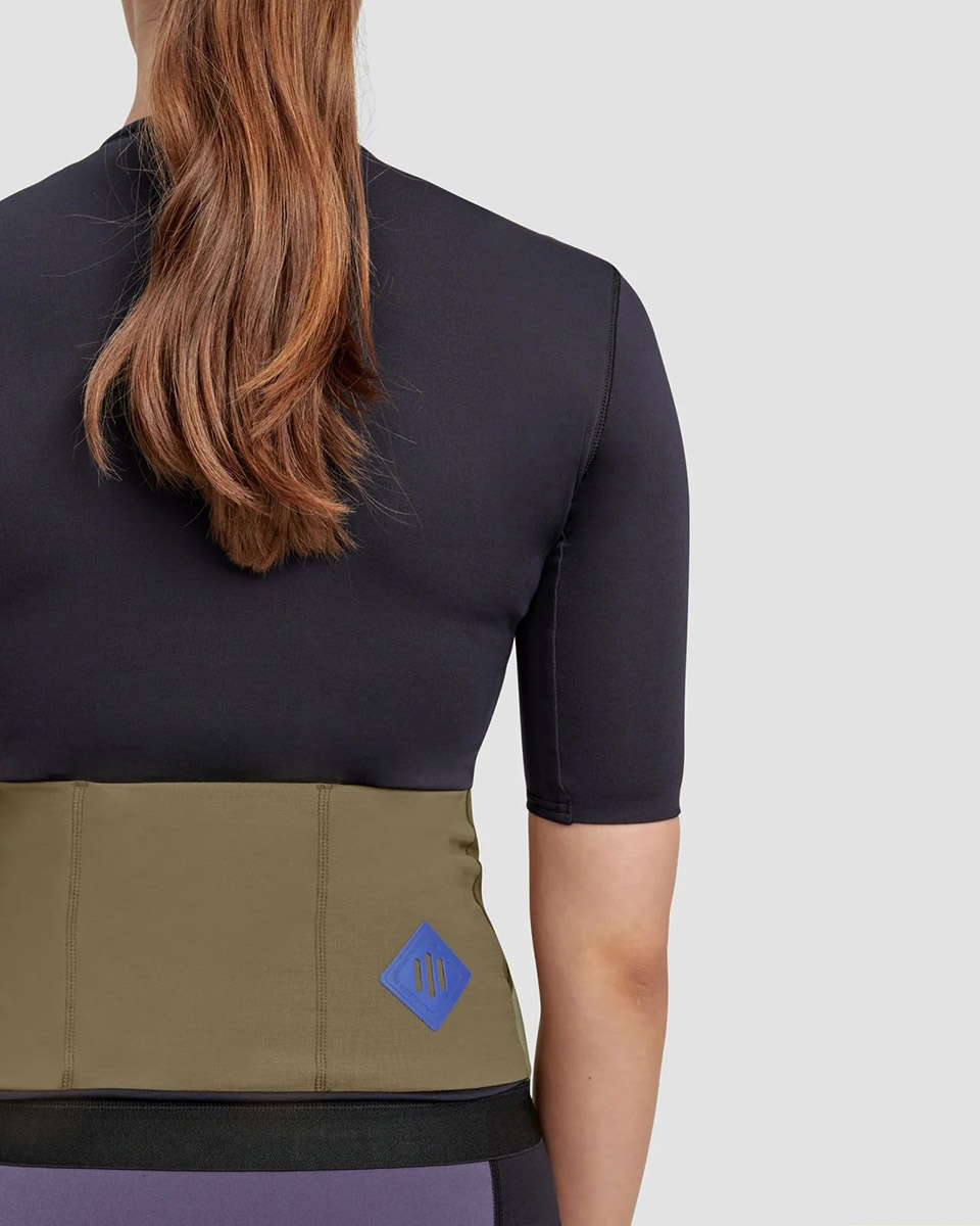 MAAP Alt_Road Merino Radtrikot Damen Klammer, Person