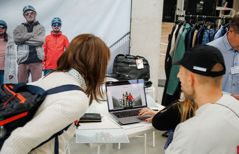 GENVELO Mitarbeiterbekleidung Produktion