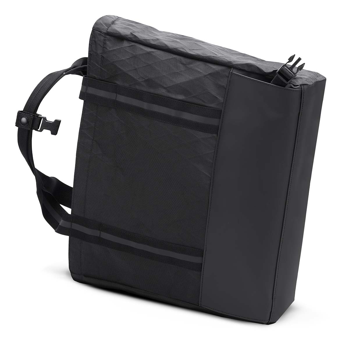 Chrome Industries Civvy Messenger Shopper BG-310-Chrome-Civvy-BKLB-3b