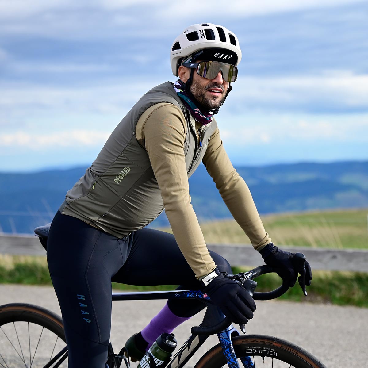 PEdALED Element Alpha Weste Herren GENVELO_Shoot_HW24_014