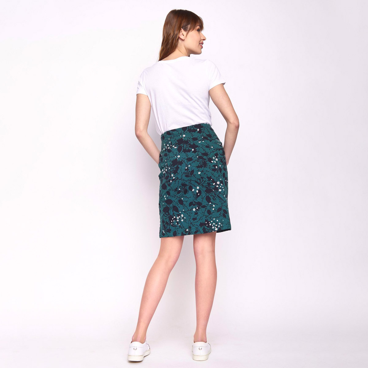 Greenbomb-Style_MELODY_winter_blue_-3, Bekleidung, Rock, Minirock, Person, Schuh