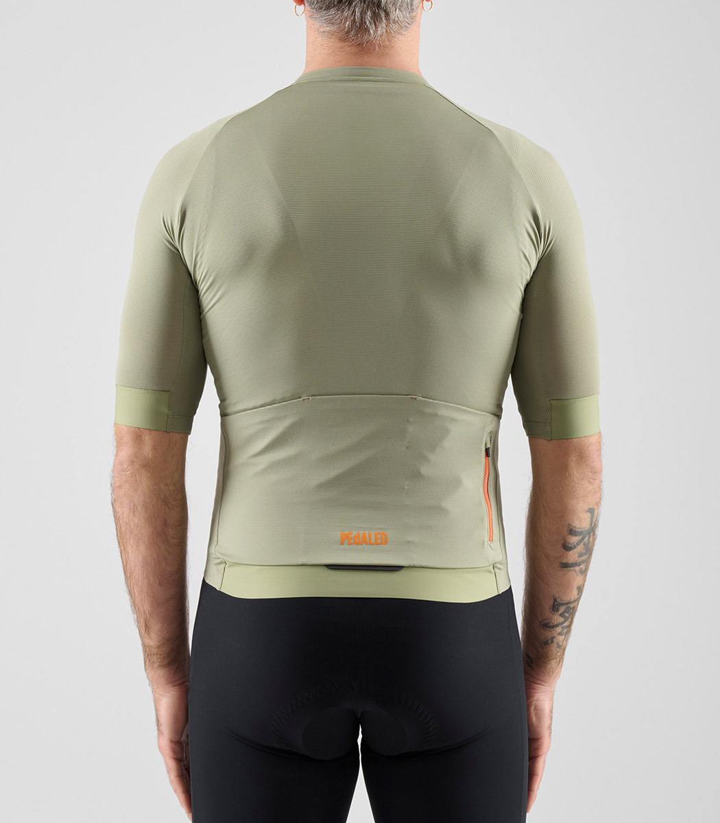 PEdALED Element Lightweight Radtrikot Herren PEdALED_ELEMENT_JERSEY-LTW_OLIVE-GREEN_06