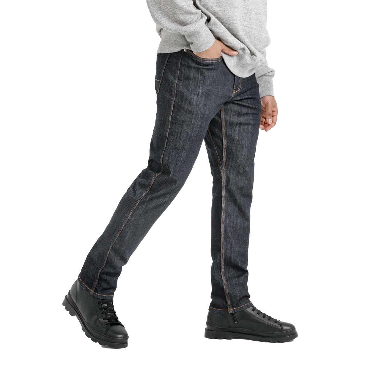 DUER Winter Tech Fleece Relaxed Fit Straight Jeans Herren Duer_MFFR3025-Fireside-Performance-Denim-Relaxed-Men-Heritage-Rinse-Side