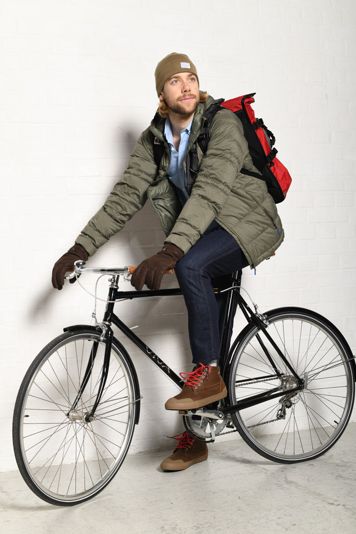 Chrome Industries Barrage Cargo 22L Rucksack 7Outfit6-1