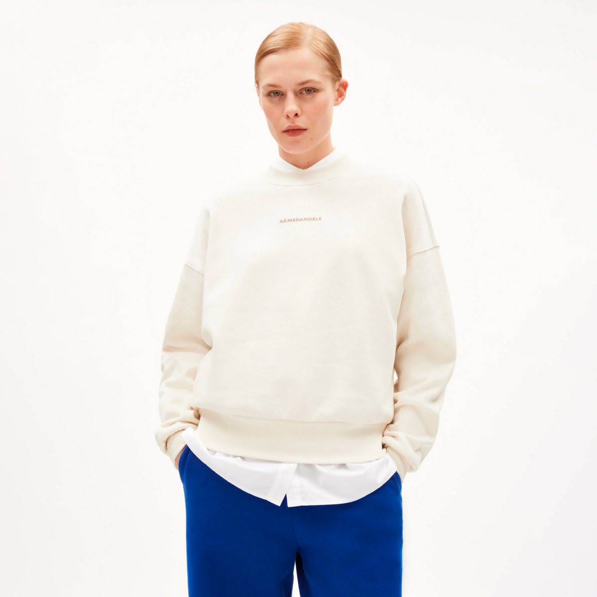 ARMEDANGELS Alizaa Nestling Sweatshirt Damen ArmedAngels_ALIZAA-NESTLING-Sweatshirt-Women_undyed_04