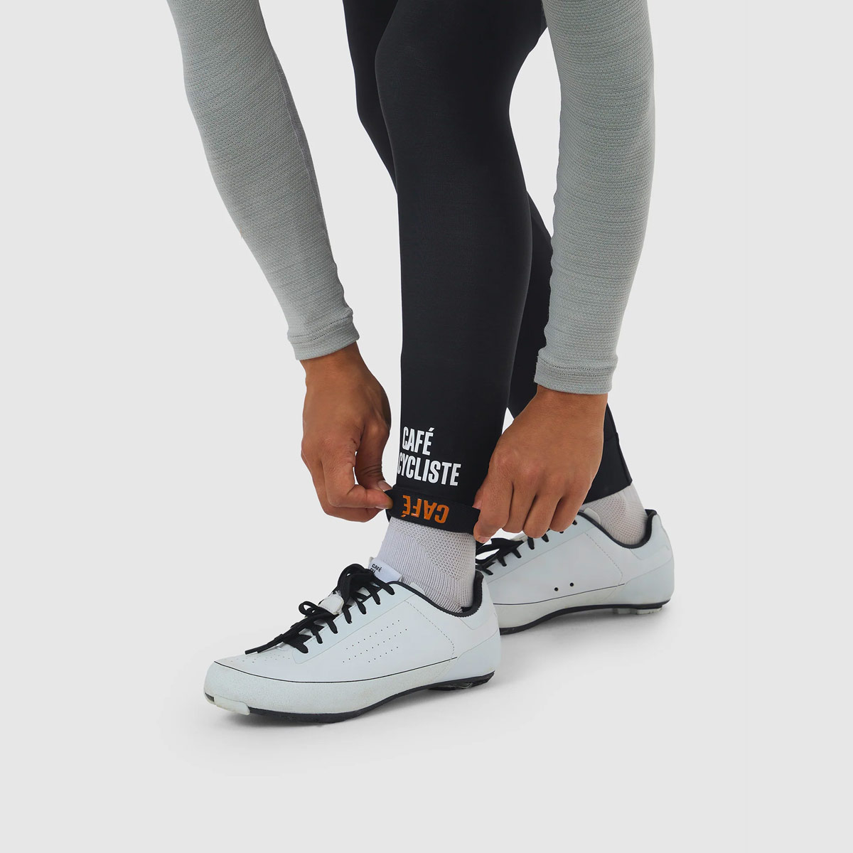 Café du Cycliste Marie Winter Thermo Lange Bib Fahrradhose Damen Cafe-du-Cycliste_Marie_Bib-Shorts_Women_black_06