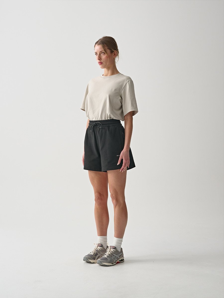 Essentials Sweat Short Women