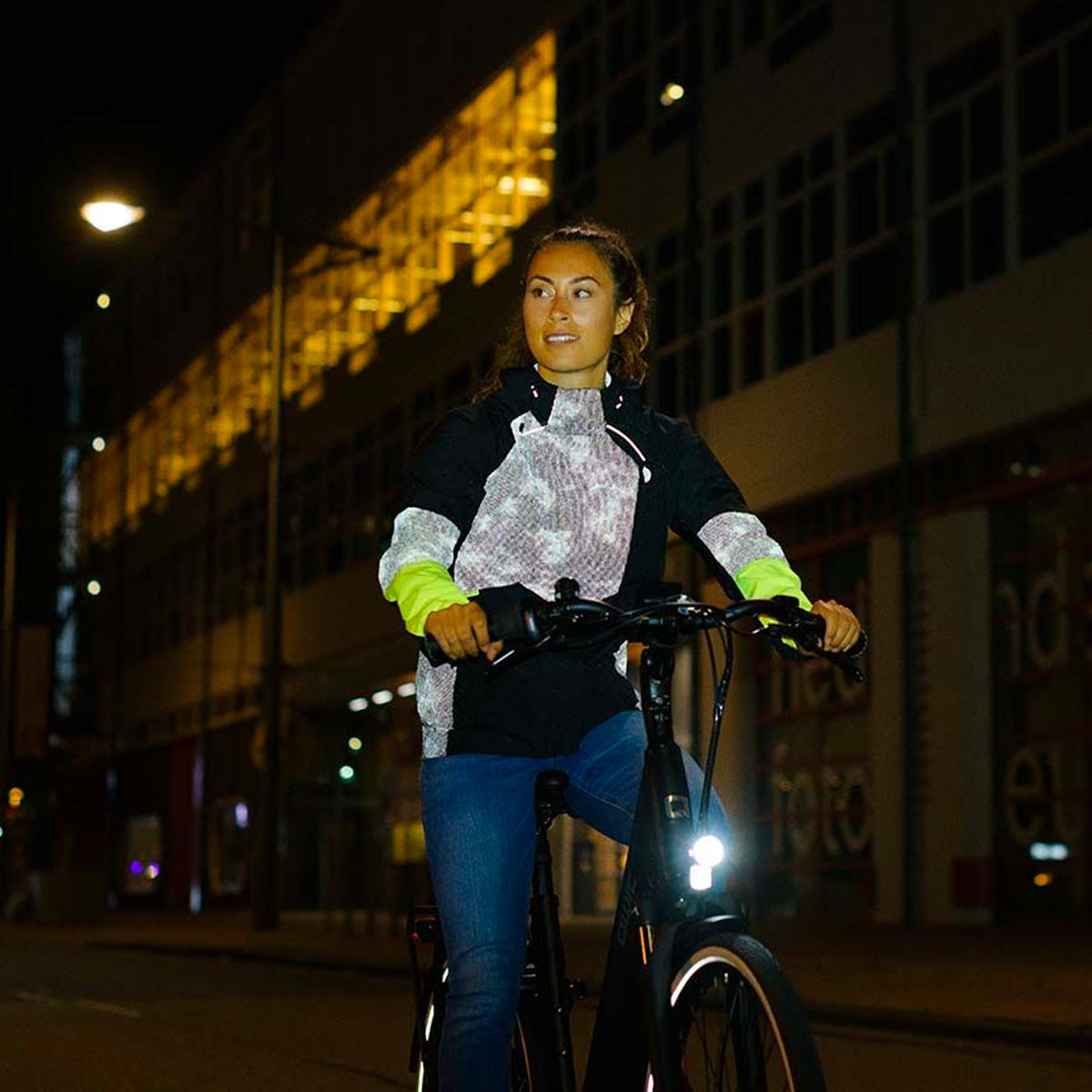 AGU Tech Commuter Regenjacke Damen AGU-Tech-Nacht-Women-DSC_3896-klein