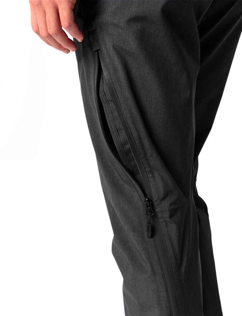 VAUDE Yaras gefütterte Regenhose Damen Vaude_Womens-Yaras-Warm-Rain-Pants_black-uni_06