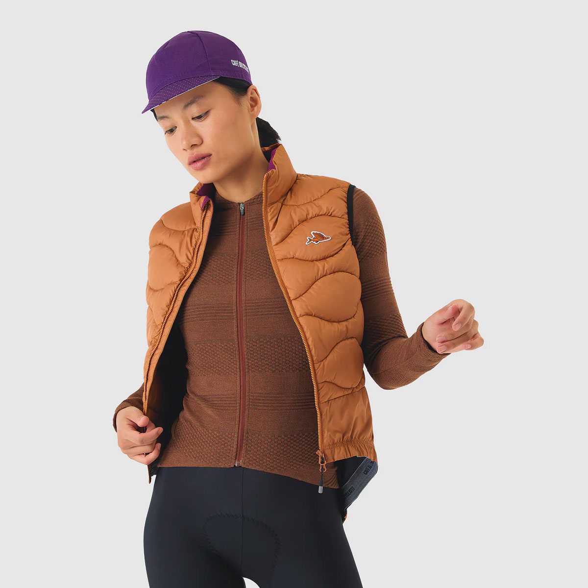 Alexia Weste Unisex Cafe-du-Cycliste_Alexia-Packable-Padded-Thermal-Gilet-Unisex_Cashew_03