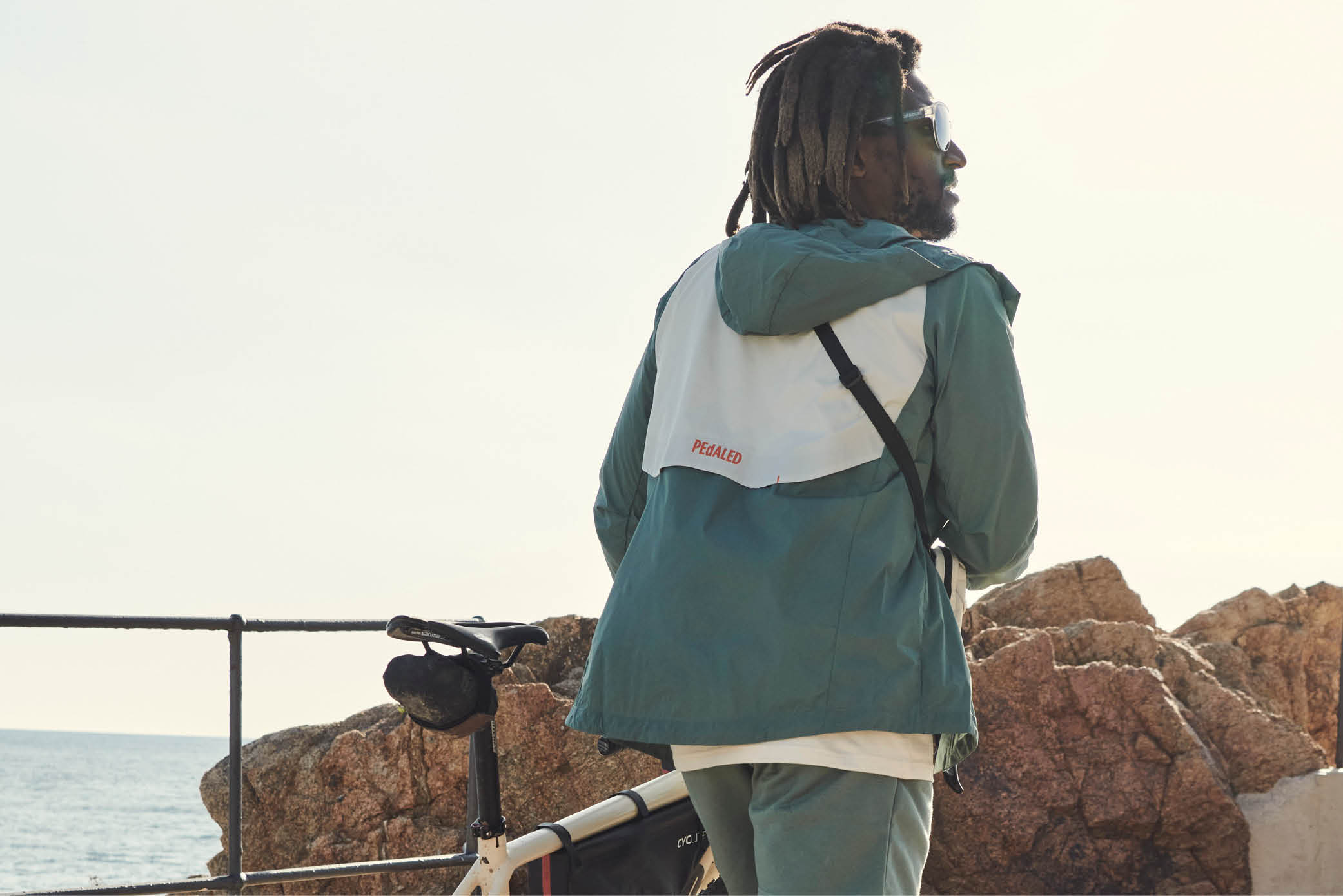 PEdALED Yama Trail Windjacke Herren Calvin_Outfit_1-13