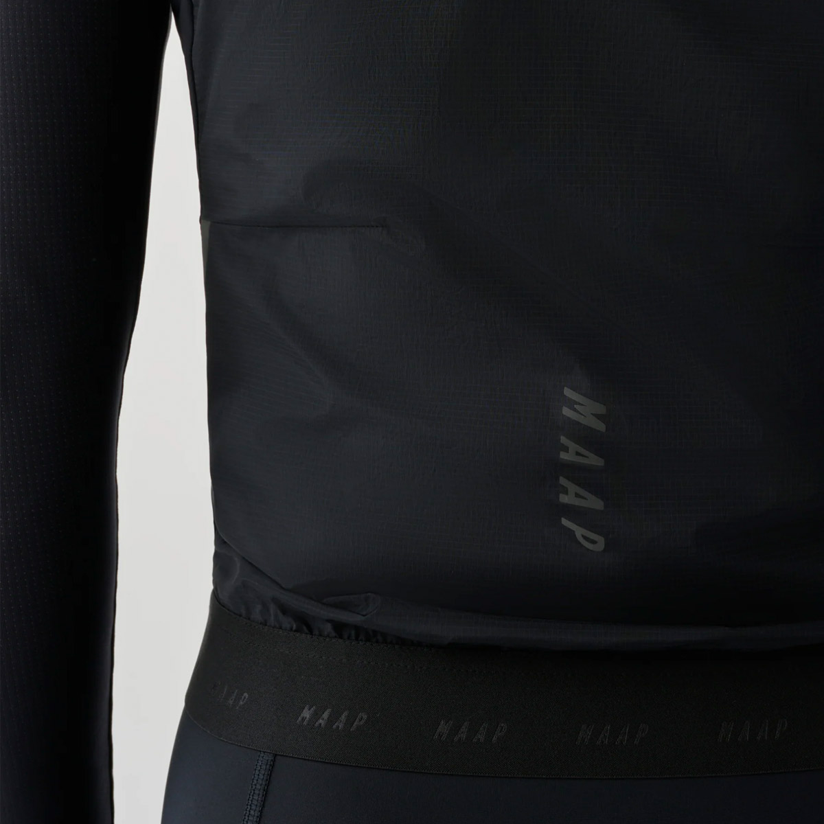 MAAP Flow Windweste Women Bekleidung, Langarm, Ärmel, Bluse, Mantel