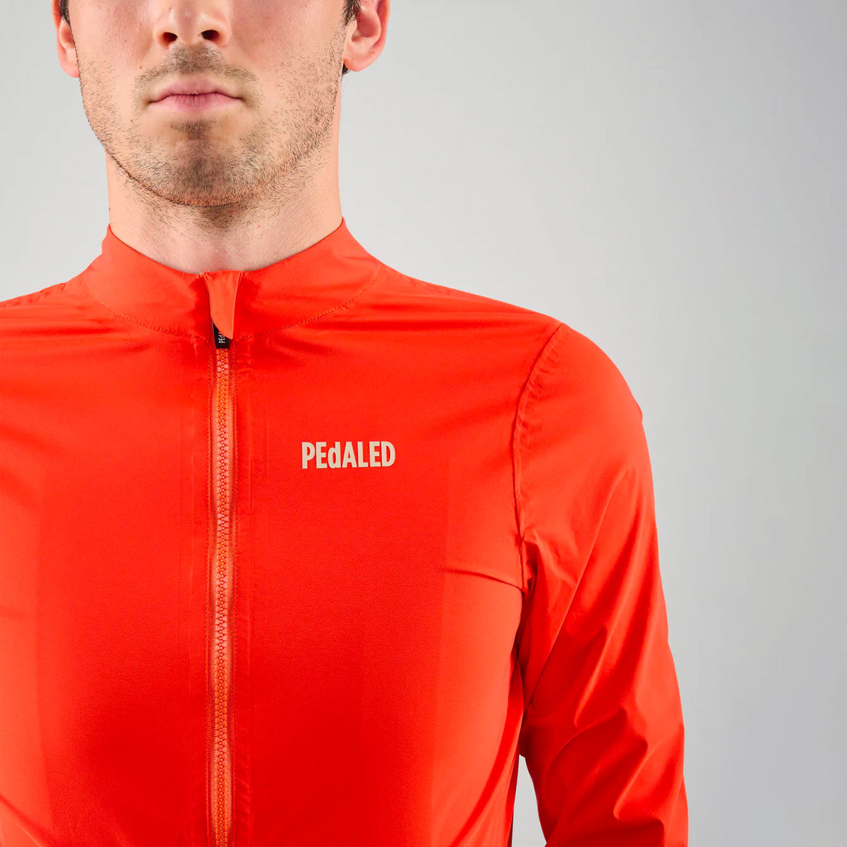 PEdALED Element Regenjacke Herren Pedaled_Element-Windproof-Jacket-Men_Orange_07
