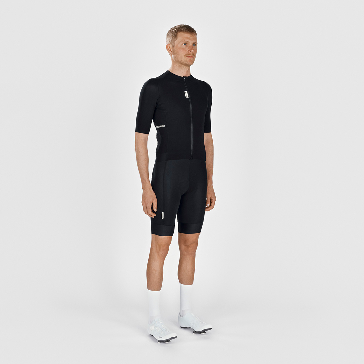 FINGERSCROSSED ROAD JERSEY MEN Fahrradtrikot Trikot Rennrad Männer kurzarm shortsleeve black schwarz FINGERSCROSSED ROAD JERSEY MEN Fahrradtrikot Trikot Rennrad Männer kurzarm shortsleeve black schwarz on Model vorne