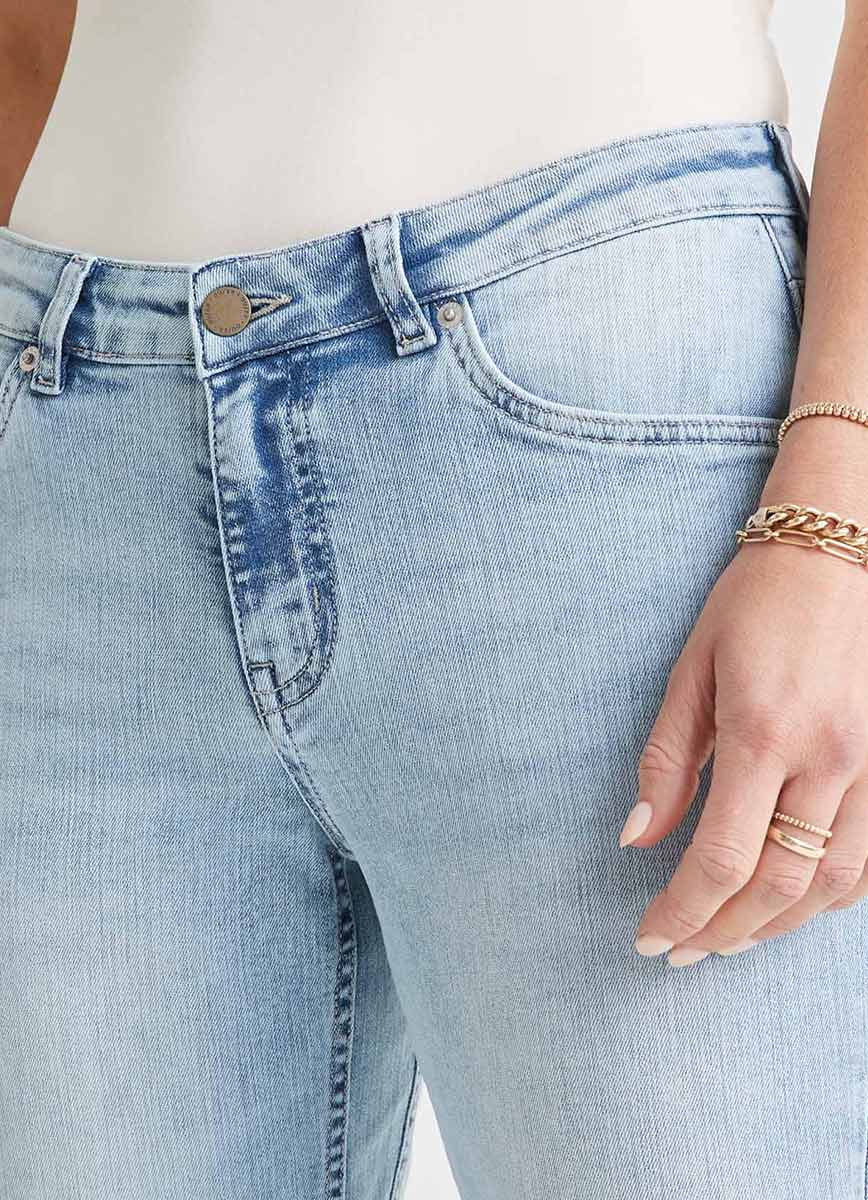 DUER Performance Girlfriend Jeans Medium Waist Damen DUER_WFLR5001-Performance-Denim-Girlfriend-Jean-Coastal-Blue_06