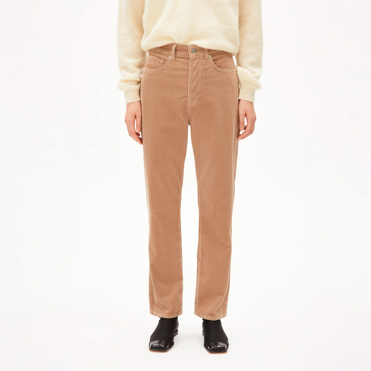 ARMEDANGELS Aaikala Corduroy Straight Fit Cordhose Damen ArmedAngels_AAIKALA-CORDUROY-Hose-Women_cinnemon-dust_02