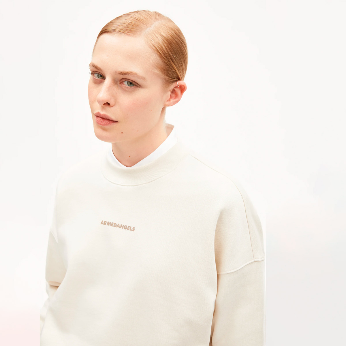 ARMEDANGELS Alizaa Nestling Sweatshirt Damen ArmedAngels_ALIZAA-NESTLING-Sweatshirt-Women_undyed_03