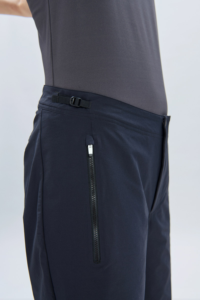 POC Essential MTB Shorts Damen PO52857_1002_Ws_EssentialEnduro_Shorts_UraniumBlack_04