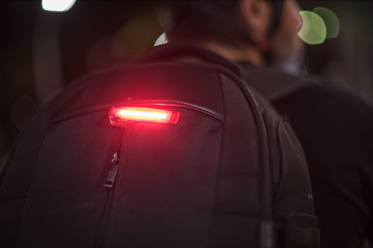 Knog  Plus Fahrradlampe StVZO 20 Lumen