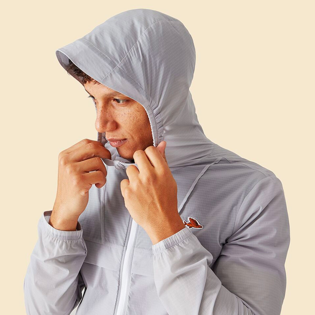 Café du Cycliste Ilona Windjacke Herren Cafe-du-Cycliste-ILONA-Longsleeve-Jacket_Cloud-Grey_04