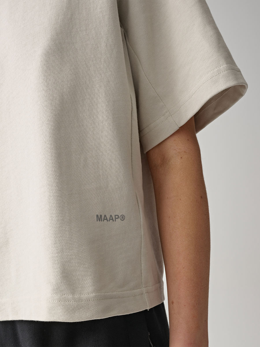 MAAP Essentials T-Shirt Damen Maap_MPWTO240624_FOG1-Womens-Essentials-Tee_Fog_Aero_06