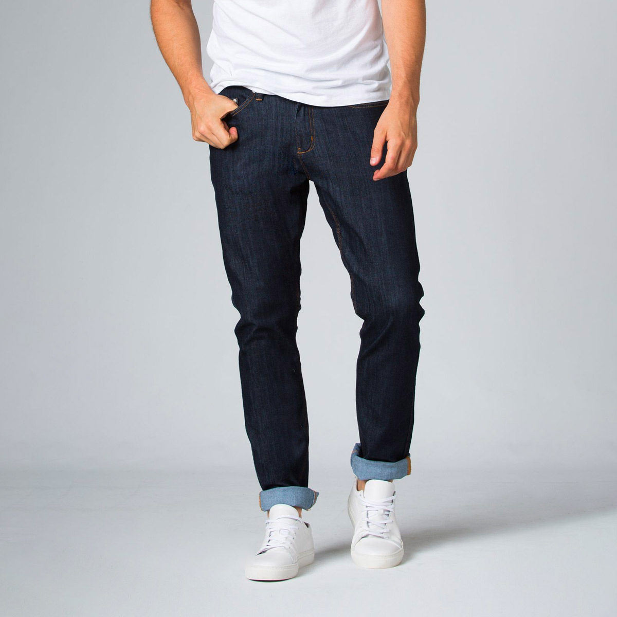Performance Denim Relaxed Taper Jeans Men Duer_Performance-Denim-Relaxed-Taper-Jeans-Men_Heritage-Rinse_12