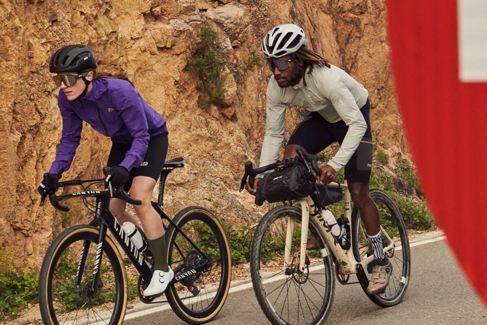 PEdALED Element Lightweight Cargo Bib Fahrradhose Women 240517_Performance-Outfits_Artikel128