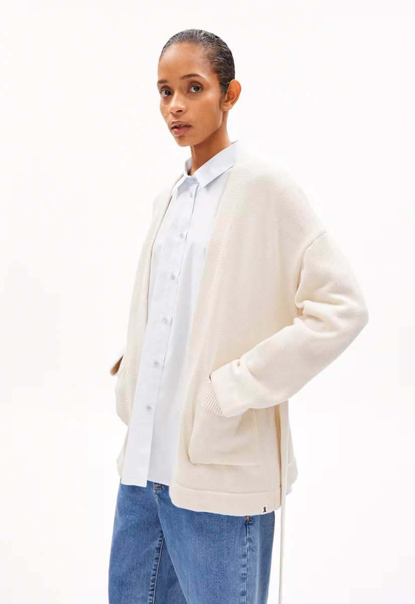 ARMEDANGELS Matheaa Strickjacke Damen AA_30005957-1609_MATHEAA_white_06