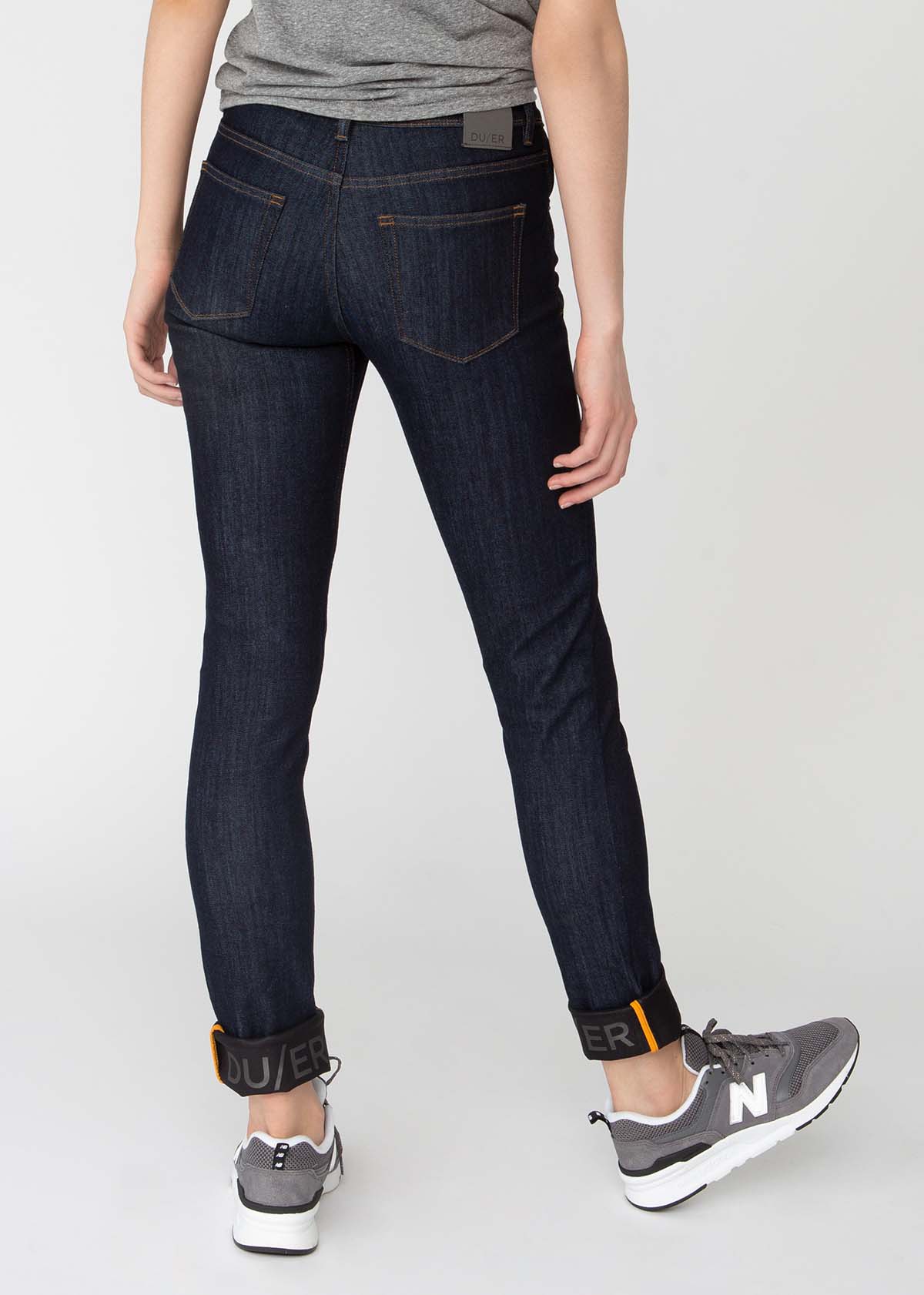 DUER All-Weather Performance Medium Waist Slim Straight Jeans Damen Duer-WFBS3002-AllWeatherSlim_HertiageRinse_BK