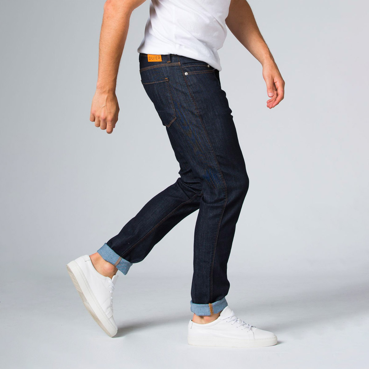 Performance Denim Relaxed Taper Jeans Men Duer_Performance-Denim-Relaxed-Taper-Jeans-Men_Heritage-Rinse_11