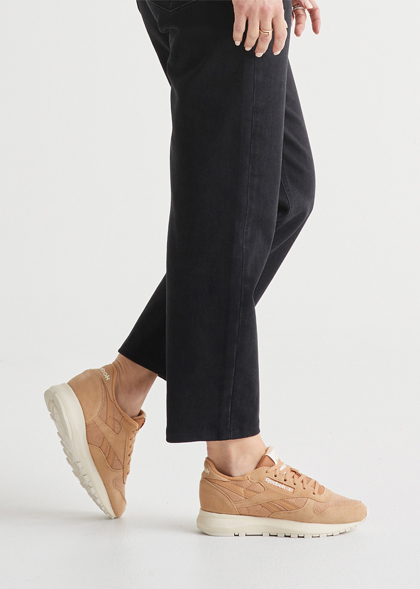 DUER Arc Performance High Waist Jeans Damen DUER_Performance-Denim-High-Rise-Arc-_Aged-black_Women_03
