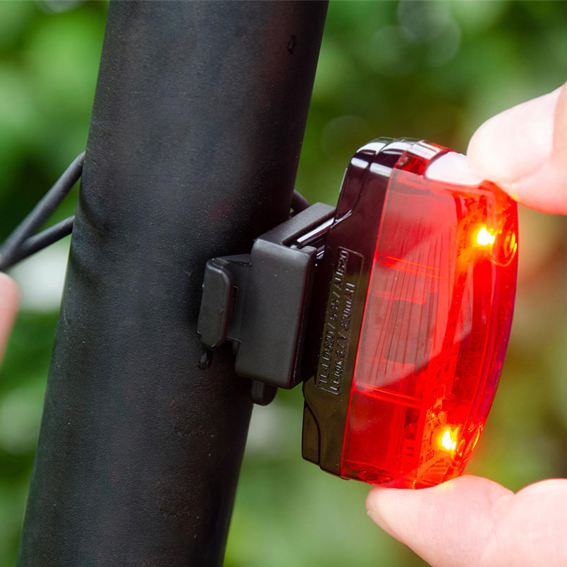 CATEYE Fahrradlicht Rücklicht G-Serie Micro G - TL-LD620G Cateye_FA003521049_Beleuchtung-Rapid-Micro_02_1200x1200