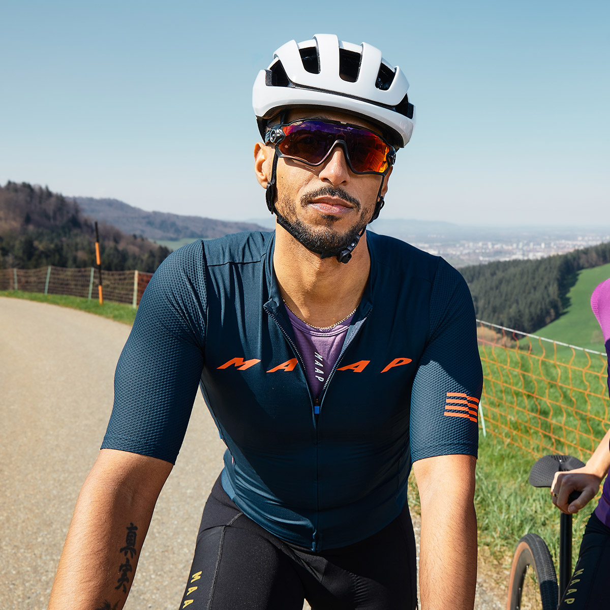POC Omne Air MIPS Fahrradhelm outfit-omne-air-mips-fahrradhelm-poc