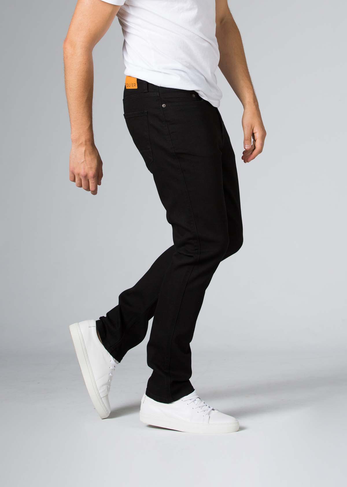 Performance Denim Relaxed Taper Jeans Men