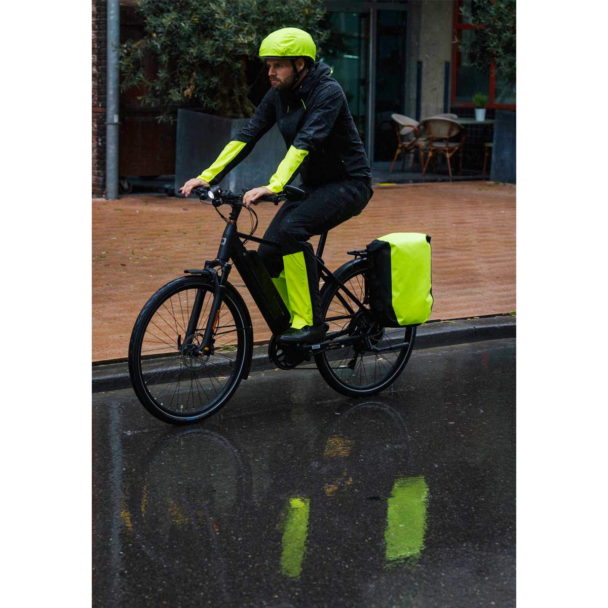 AGU Compact Commuter Helmüberzug AGU-Compact-Tech-Men-Tag-DSC_1151