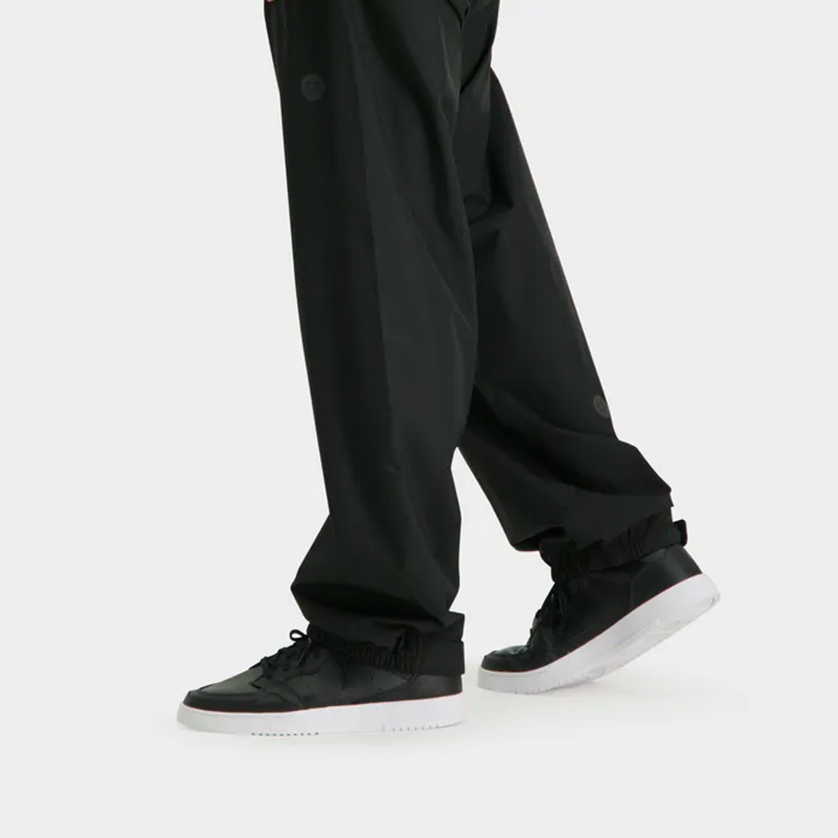 AGU Go Essential Regenhose Unisex AGU_Go-Rain-Pants-Essential-Unisex_black_03