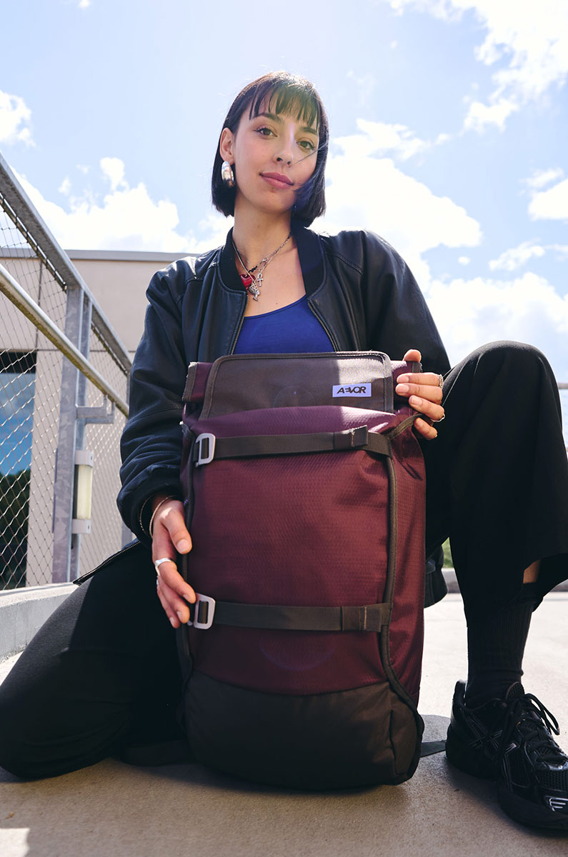 AEVOR Trip Pack 26L Rucksack AEVOR_Trip-Pack_Backpack_Cherry-Gateau_17