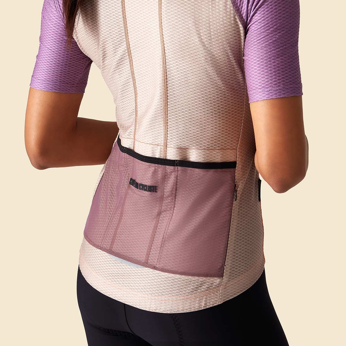 Café du Cycliste Annette Merino Radtrikot Damen Cafe-du-Cycliste-Women_Annette-Short-Sleeve-Jersey_Dutch-Coral-Glycin_05