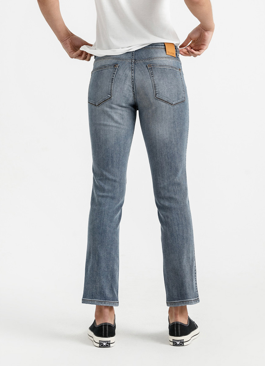 Performance Denim Girlfriend Jeans Women