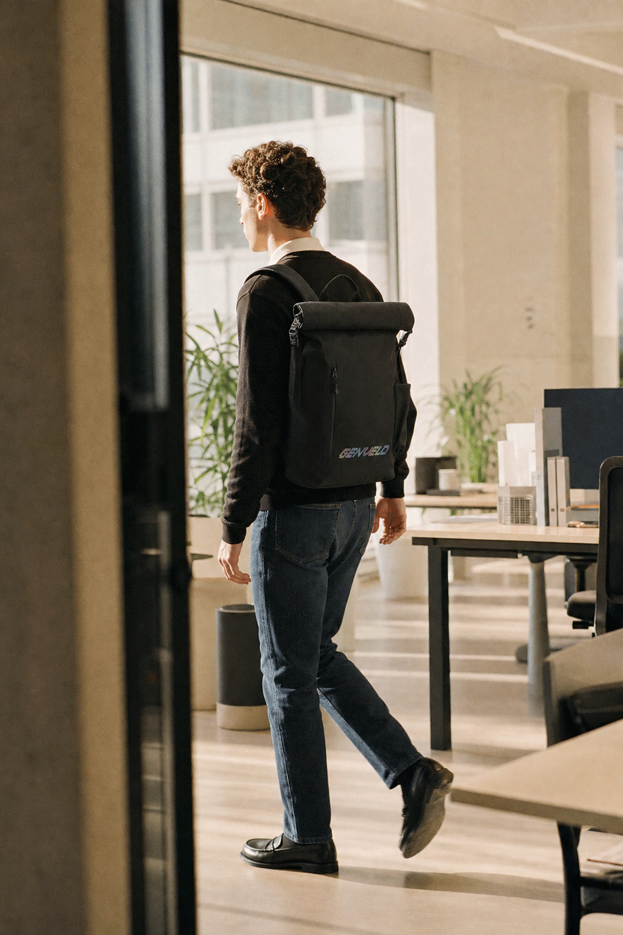 GENVELO_Rolltop-Rucksack_Office