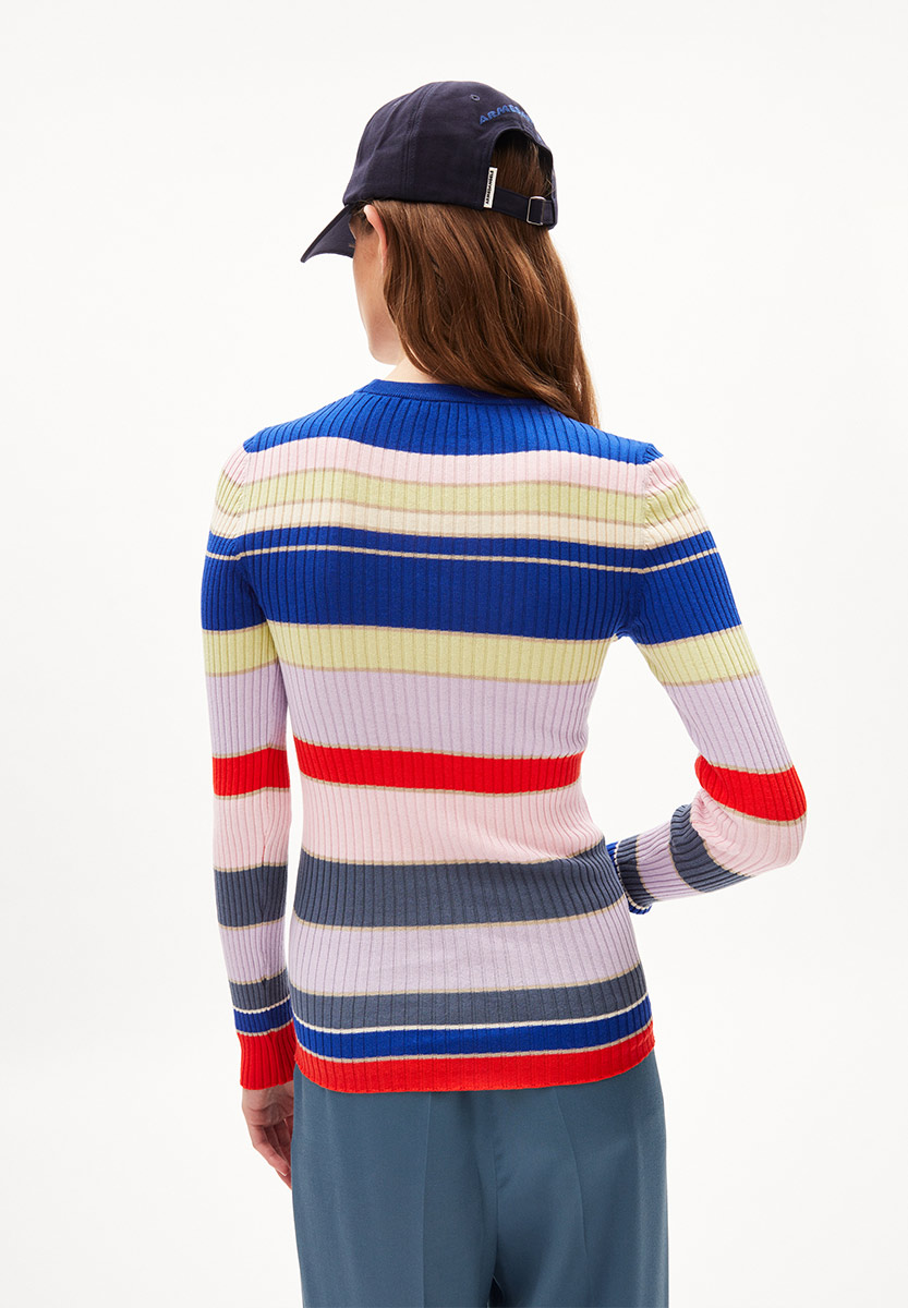 ARMEDANGELS Alaania College Strickpullover Damen AA_30006008_-ALAANIA-COLLEGE-STRIPE_dynamo-blue-red-alert_04