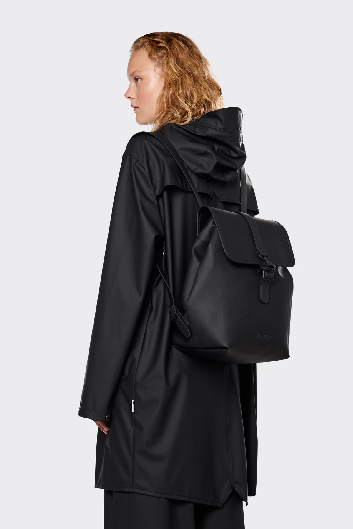 RAINS Bucket Backpack 13 L Rucksack Rains_Bucket_Backpack_13870_BK_6