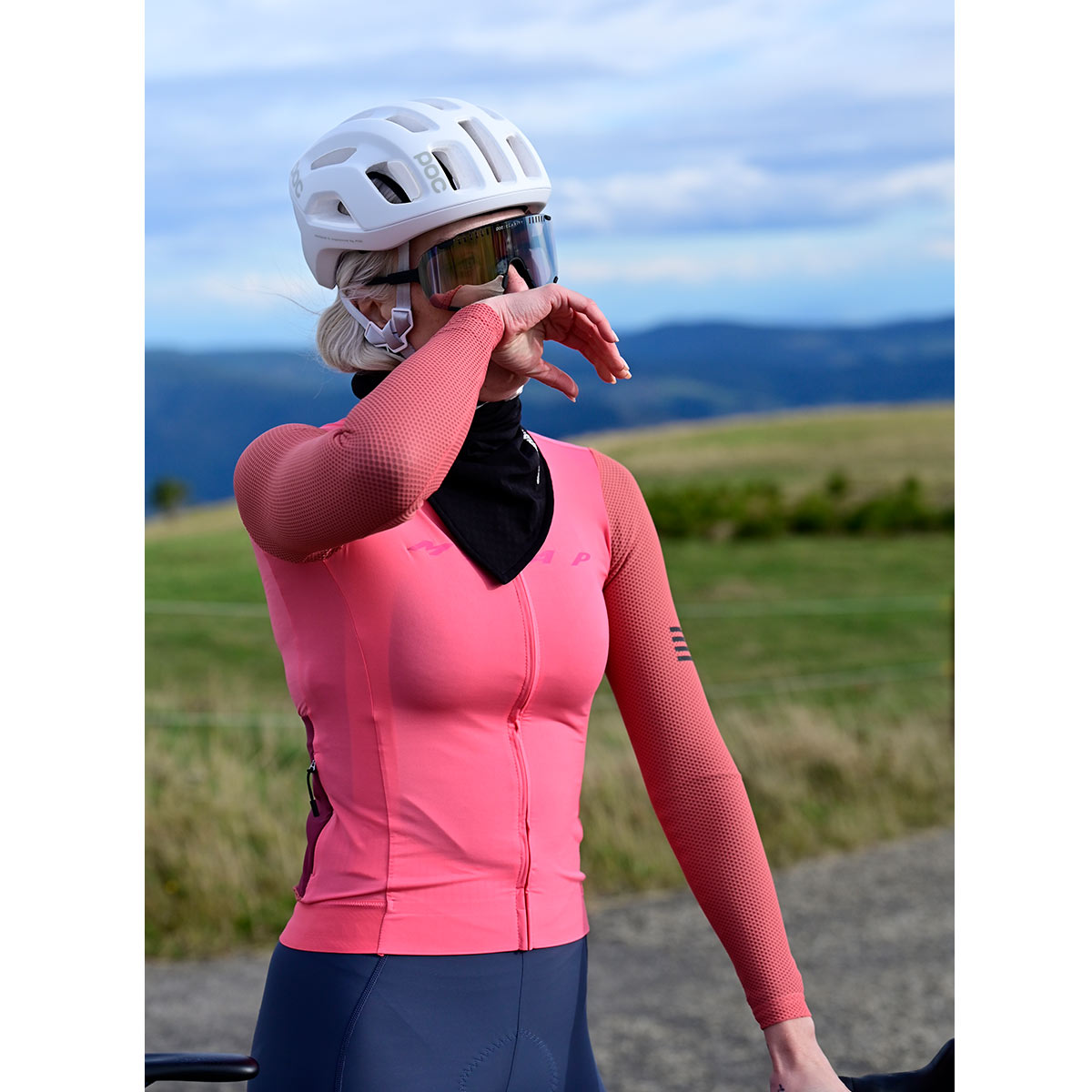 MAAP Evade Pro Base 2.0 Langarm Radtrikot Damen GENVELO_Shoot_HW24_033