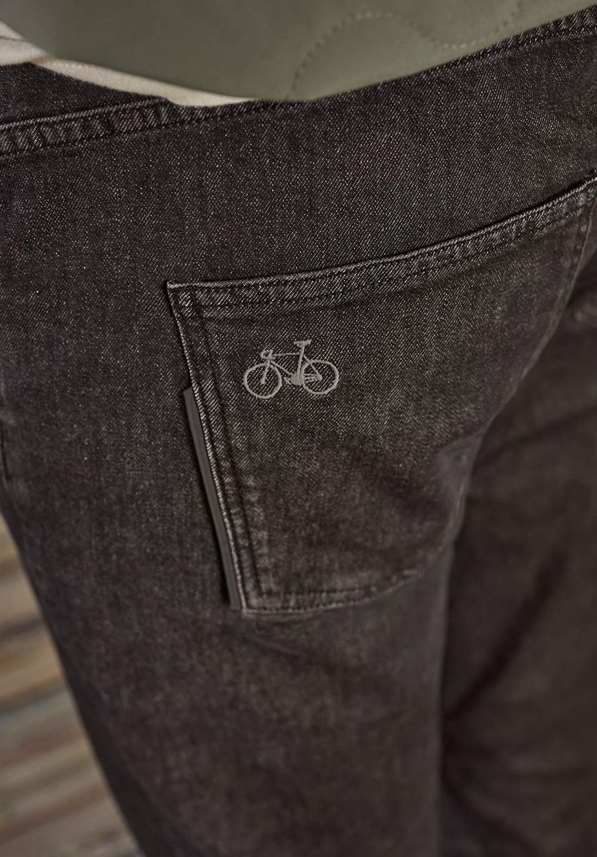 TauglM. NOS Commuter Denim Pants Women